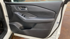 Nissan Qashqai 1.3 DiG-T MH 158 Acenta Premium 5dr Xtronic Petrol Hatchback